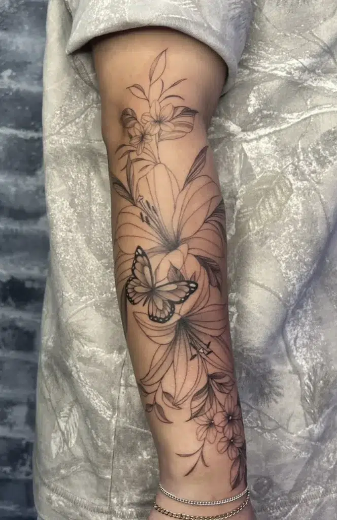 Fine line tattoo
